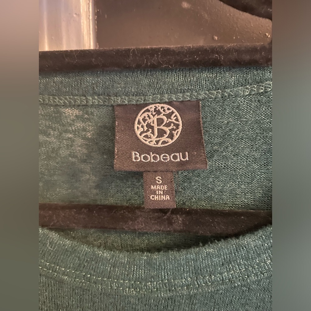 Bobeau - 3/4 Green Shirt - Picture 2 of 3